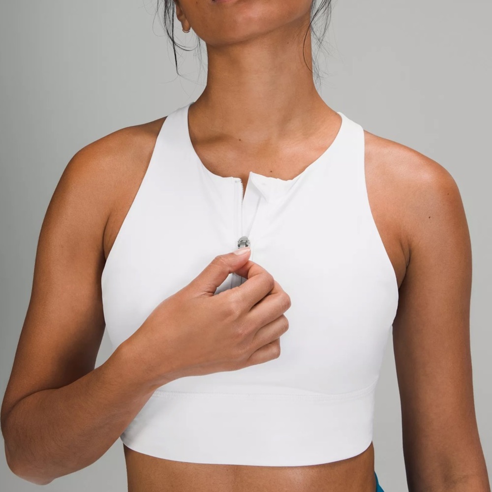 [SOLD] Lululemon Energy High-Neck Long-Line Zip-Front Bra - Size 4